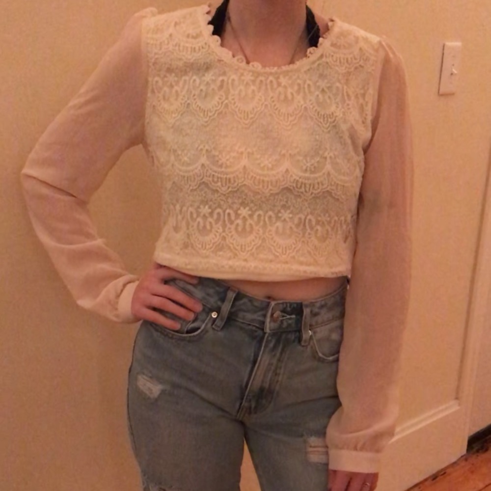 Lacey croptop